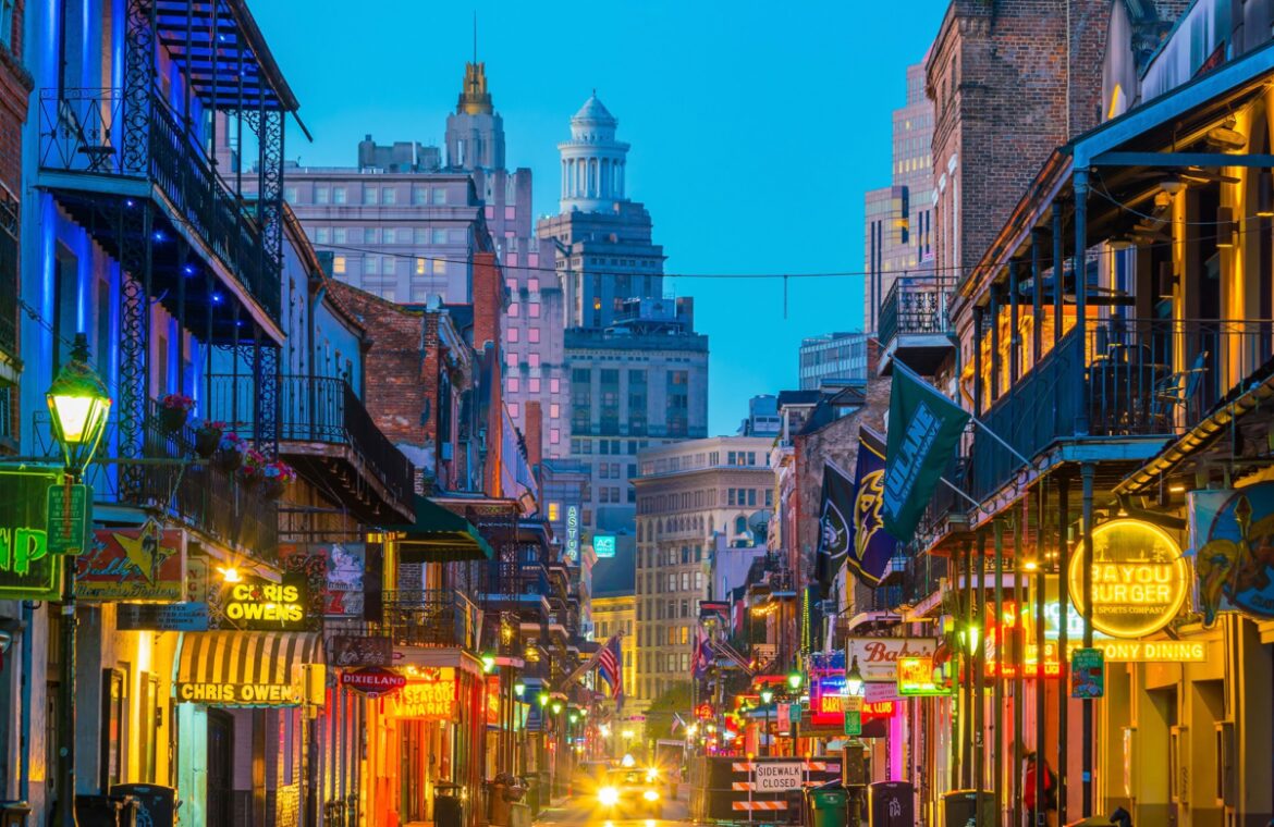 Road Trip to New Orleans: Hotels, Dining, and Culture.